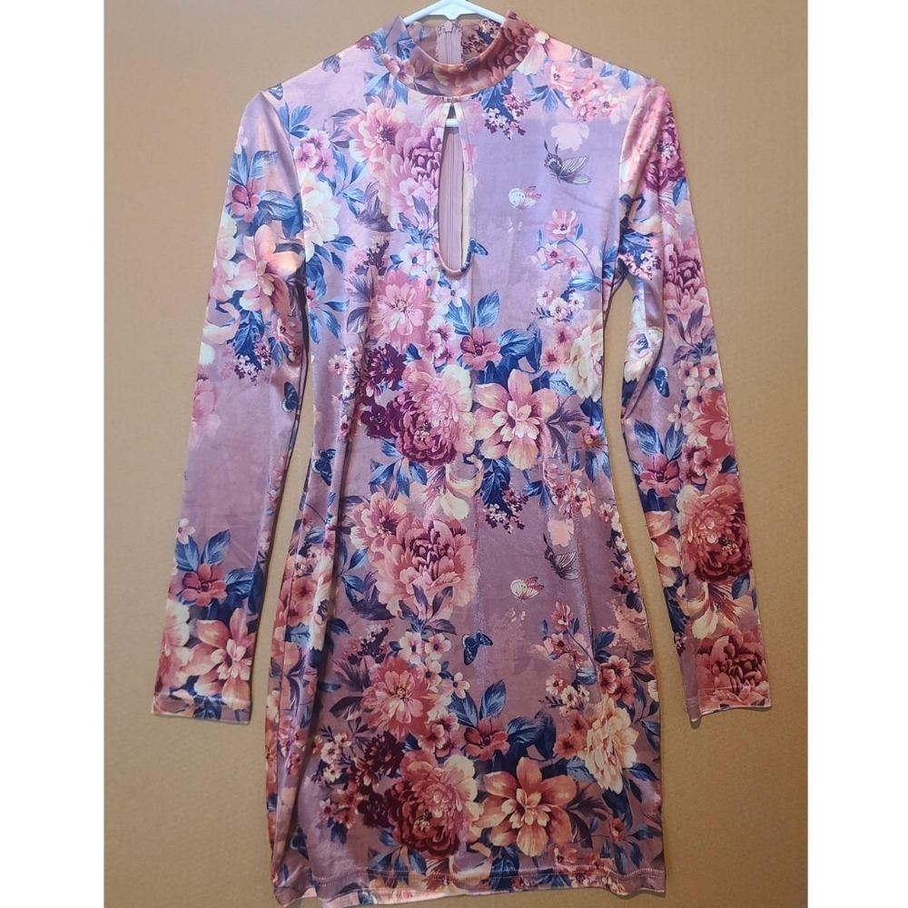 Essue Pink Floral Dress
